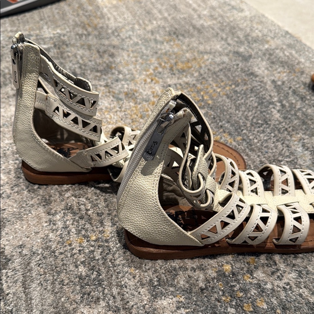 Women's White Gladiator Sandals - Picture 3 of 6
